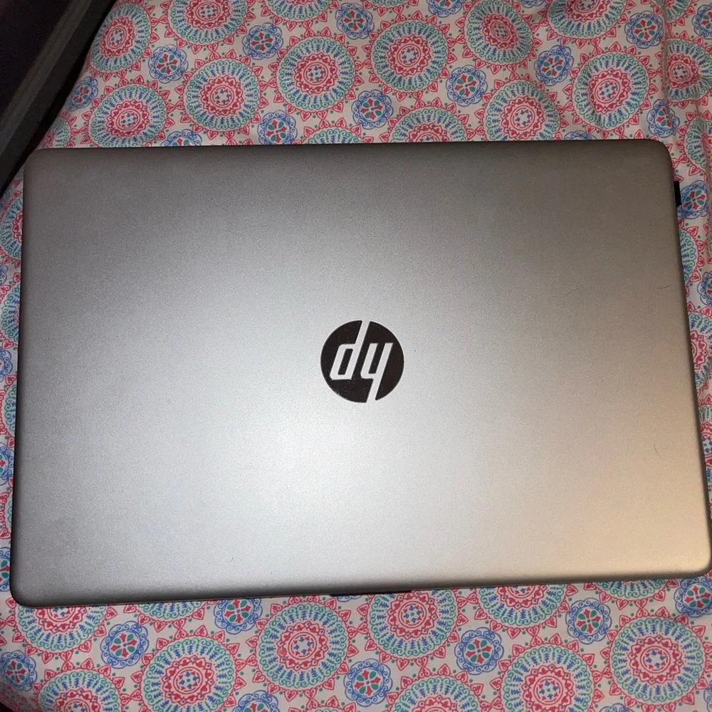 15.6 HP touchscreen laptop